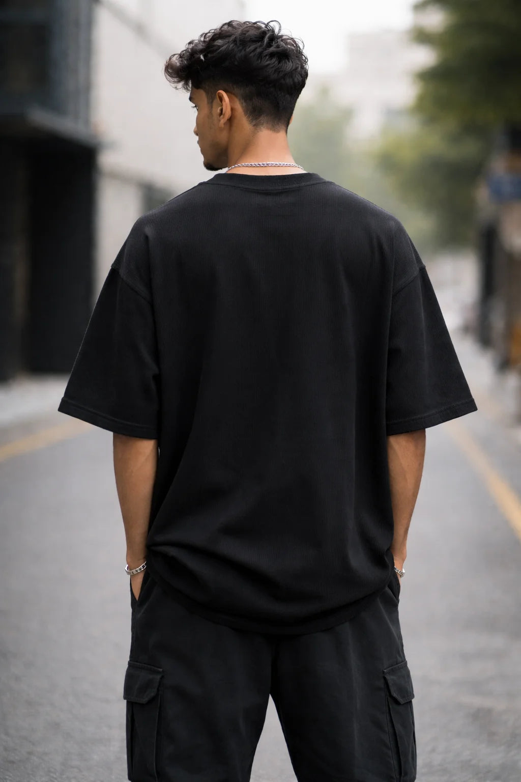 Box Fit T-shirt with Pocket: Black