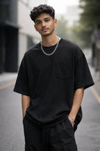 Box Fit T-shirt with Pocket: Black