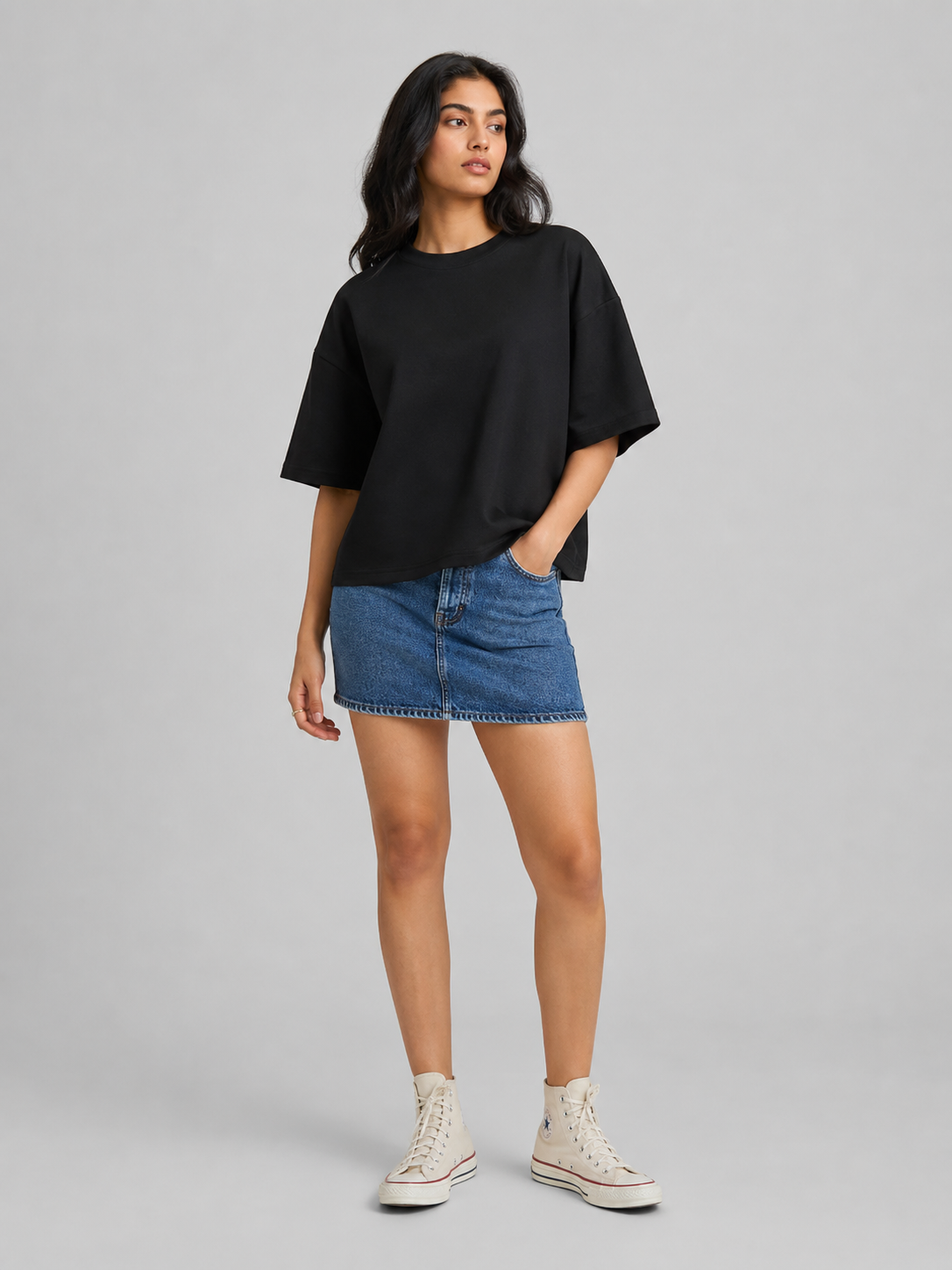 Box Fit T-Shirt: Black